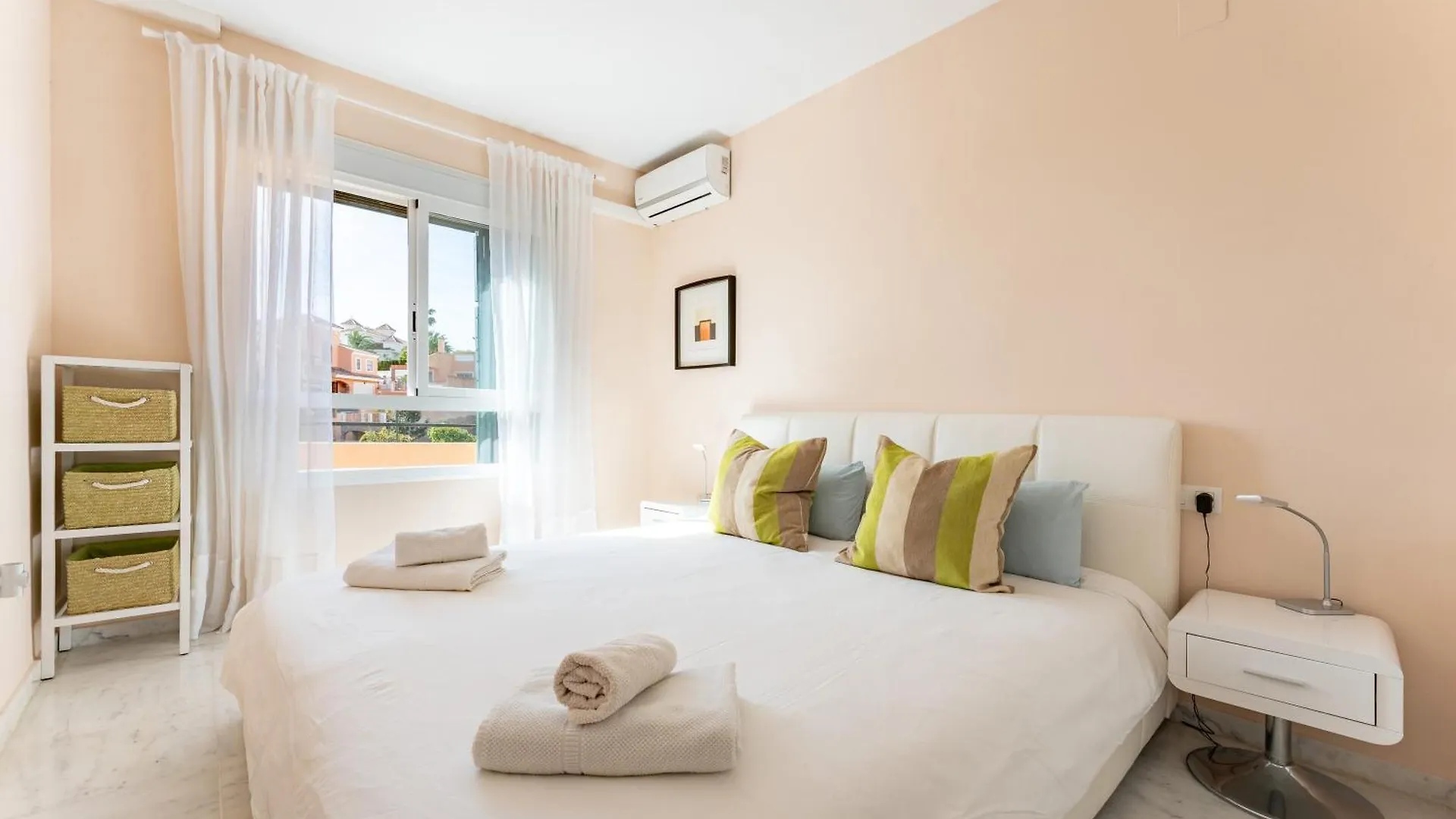 Penthouse 3-Bedroom Duplex Mijas 0*,